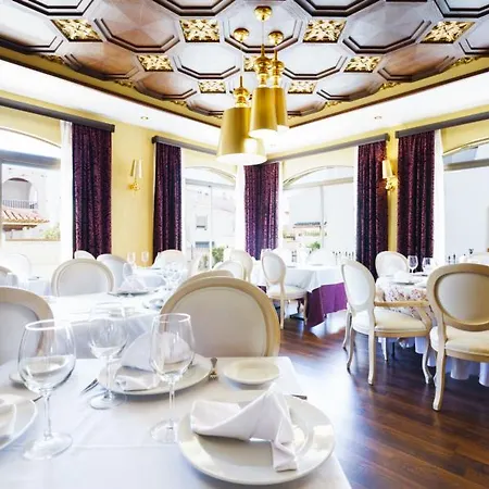 El Ancla Hotel
